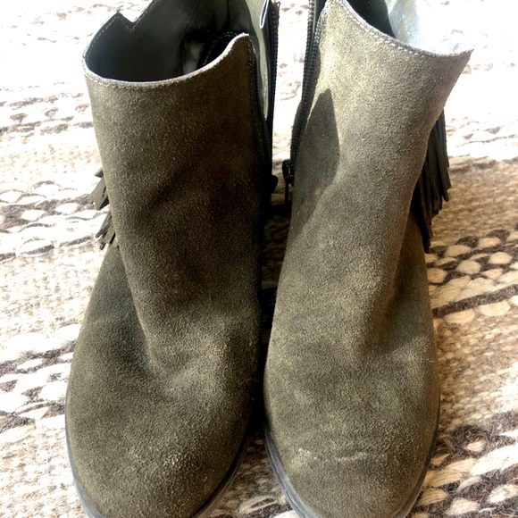 Vince Camuto Ankle Boots - Picture 4 of 6